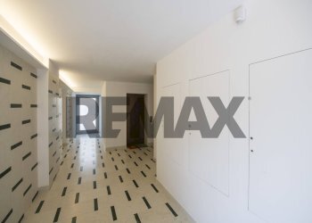Hall / corridoio - Quadrilocale Via Narente
 
27, Senigallia - foto 39