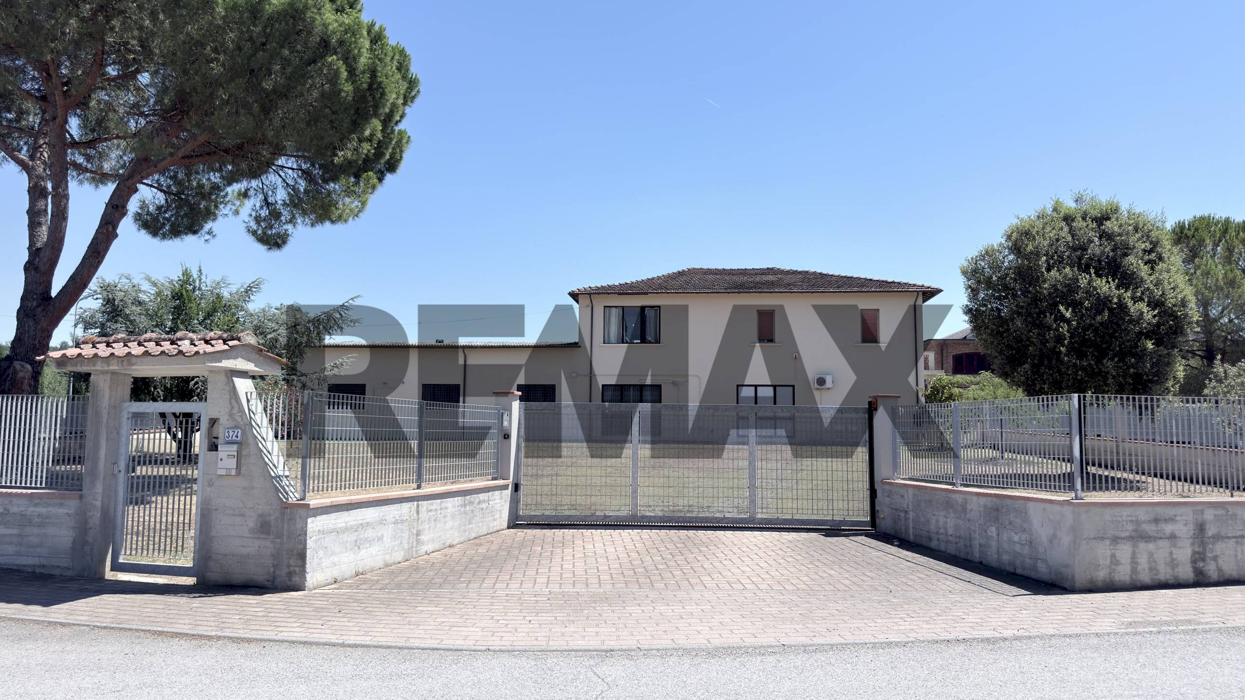 Casa all\'aperto - Capannone Via Niccoli
 
378, Castelfiorentino - foto 1