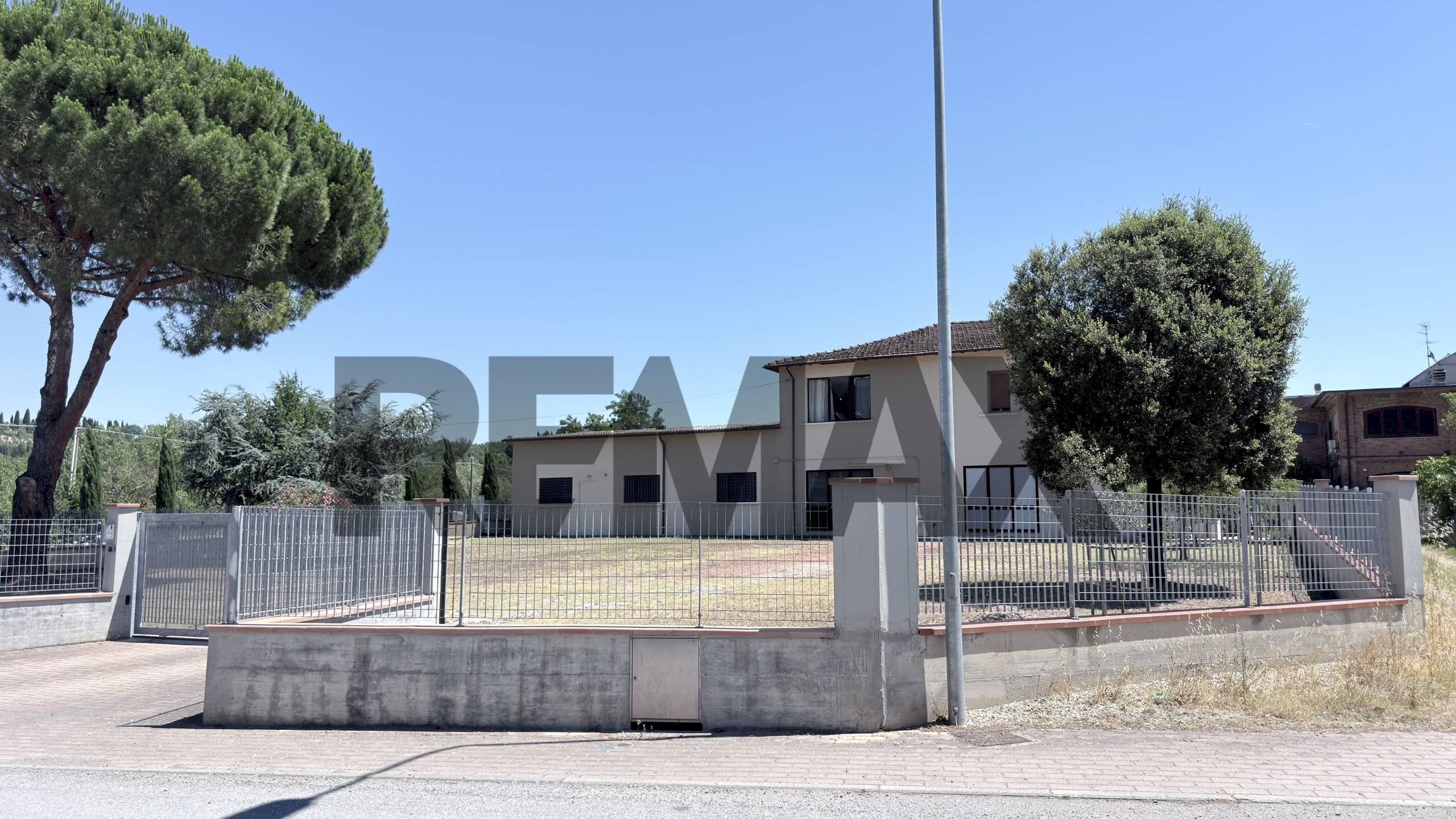 Edificio all\'aperto - Capannone Via Niccoli
378, Castelfiorentino - foto 3