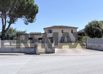 Casa all\'aperto - Capannone Via Niccoli
378, Castelfiorentino - foto 7