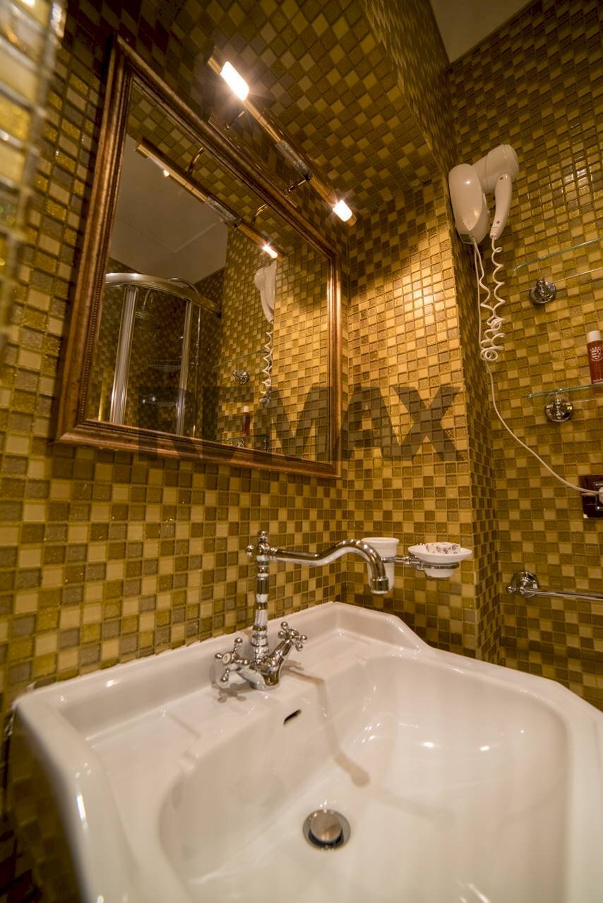 Bagno - Bilocale FRAZIONE IZZALINI
 
SNC, Todi - foto 2