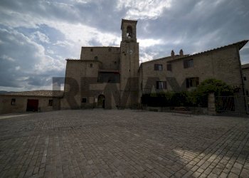 Edificio all\'aperto - Bilocale FRAZIONE IZZALINI
 
SNC, Todi - foto 16
