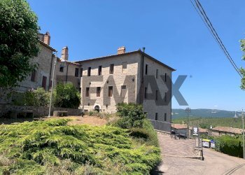 Casa all\'aperto - Bilocale FRAZIONE IZZALINI
 
SNC, Todi - foto 46