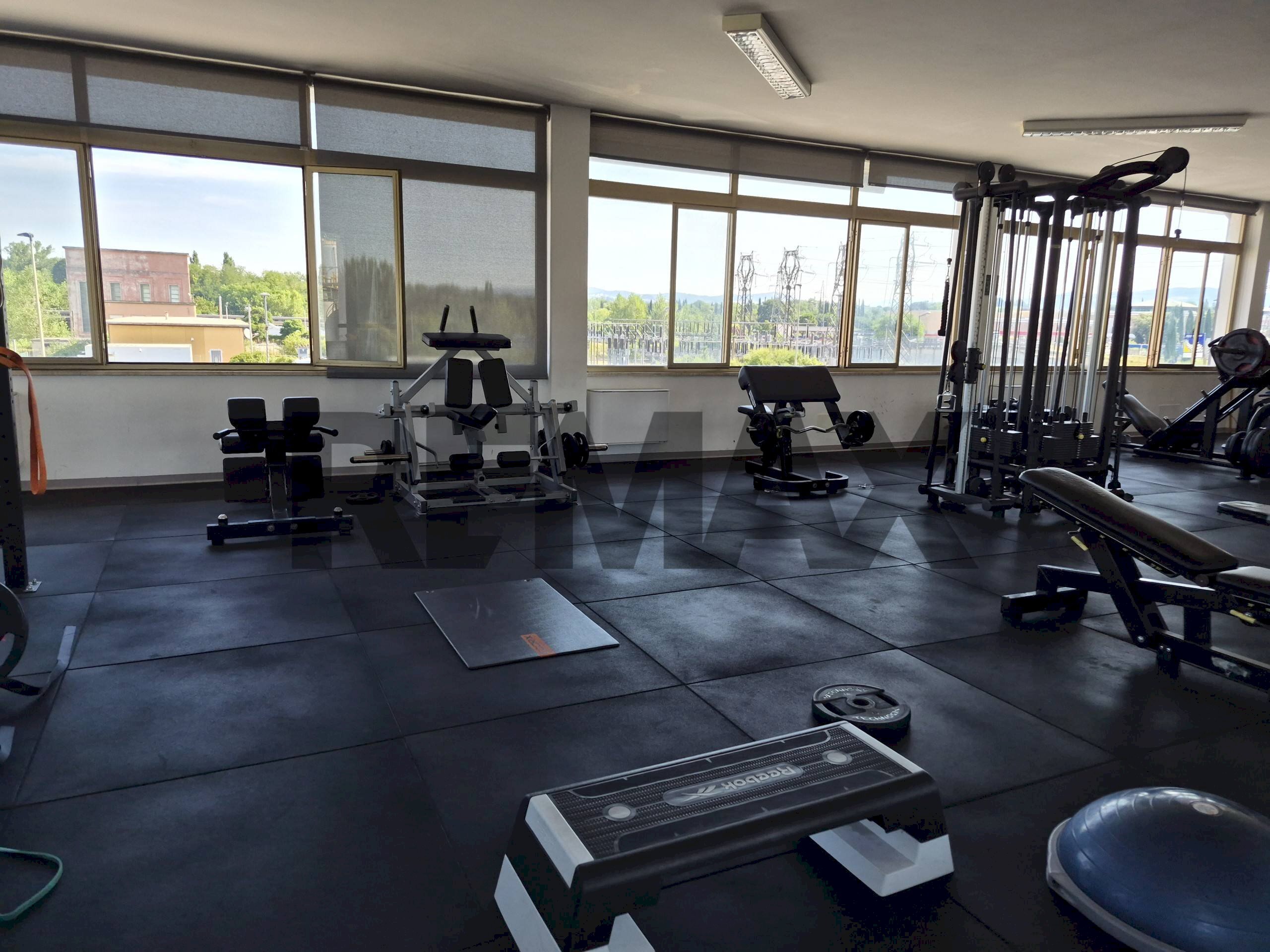 Palestra - Commercial Premises km 72+227, COLLESTRADA
 
s.c, Perugia - photo 2