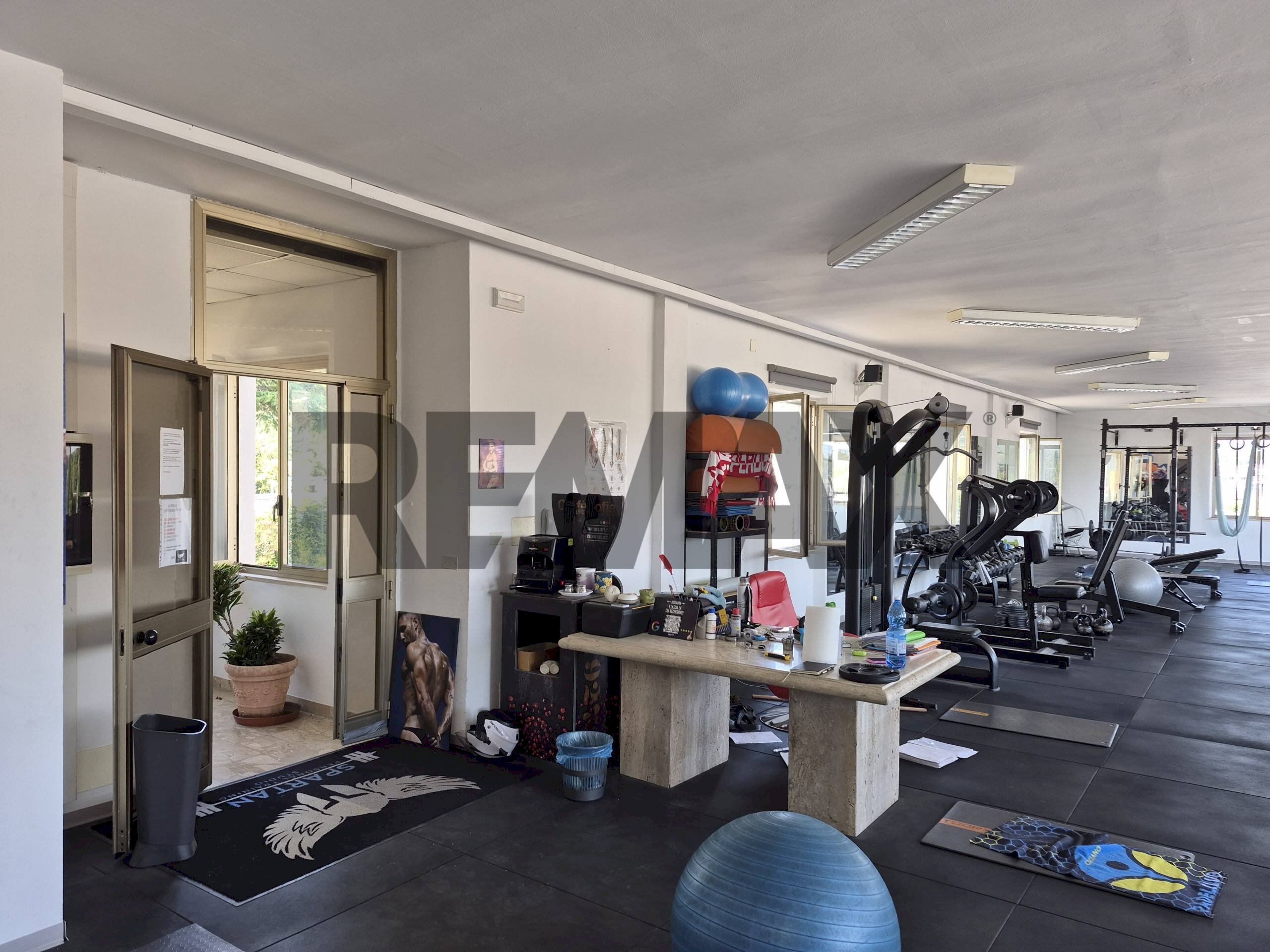 Palestra - Commercial Premises km 72+227, COLLESTRADA
 
s.c, Perugia - photo 3