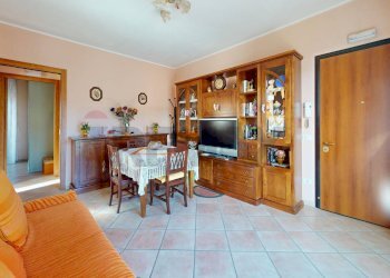 Sala da pranzo - Three-room apartment Via Palmiro Togliatti
 
10, Magione - photo 2