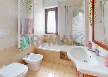 Bagno - Three-room apartment Via Palmiro Togliatti
 
10, Magione - photo 7