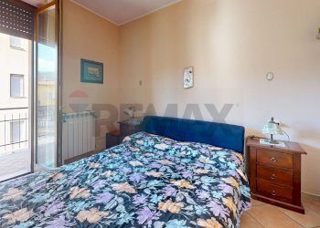 Camera / camera da letto - Three-room apartment Via Palmiro Togliatti
 
10, Magione - photo 12