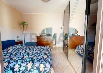 Camera / camera da letto - Three-room apartment Via Palmiro Togliatti
 
10, Magione - photo 14