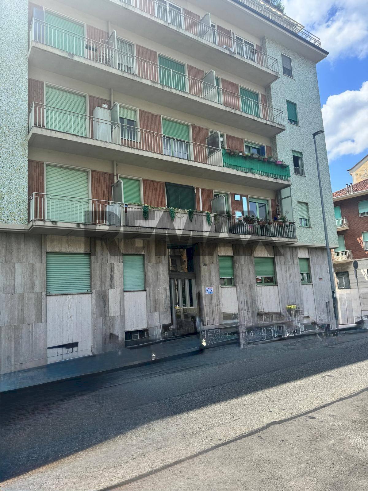 Edificio all\'aperto - Three-room apartment VIA SEMPIONE
 
130, Torino - photo 1