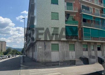 Edificio all\'aperto - Three-room apartment VIA SEMPIONE
130, Torino - photo 3