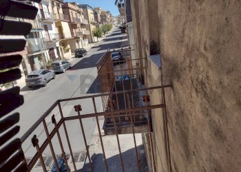 Balcone - Casa indipendente Via Giuseppe Garibaldi
 
121, Mirabella Imbaccari - foto 20