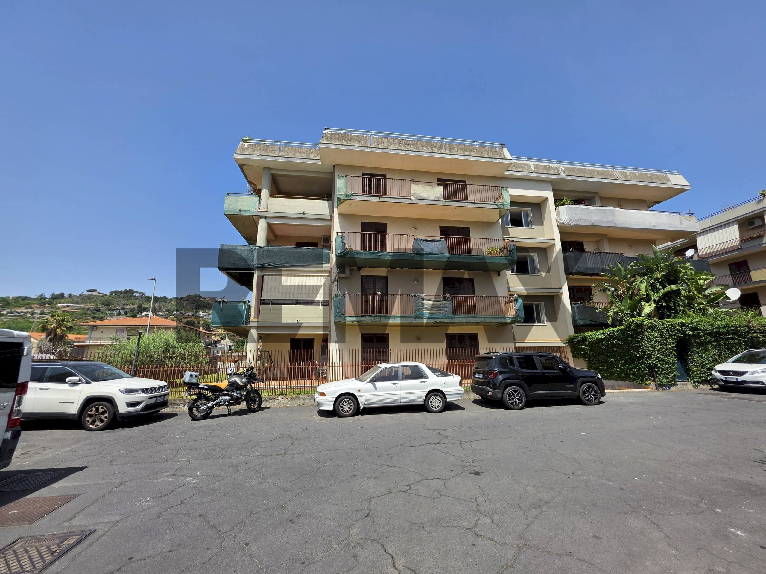 Edificio all\'aperto - Quadrilocale Nizzeti
 
171, Aci Catena - foto 2