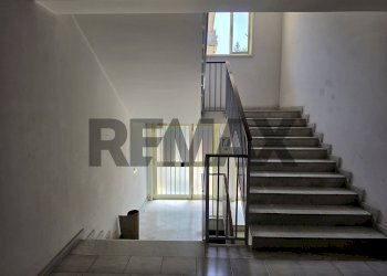 Scale - Quadrilocale Nizzeti
 
171, Aci Catena - foto 4
