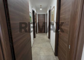Hall / corridoio - Quadrilocale Nizzeti
 
171, Aci Catena - foto 24