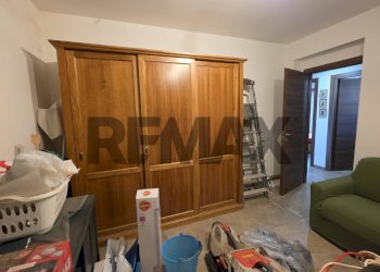 Camera / camera da letto - Quadrilocale Nizzeti
 
171, Aci Catena - foto 33