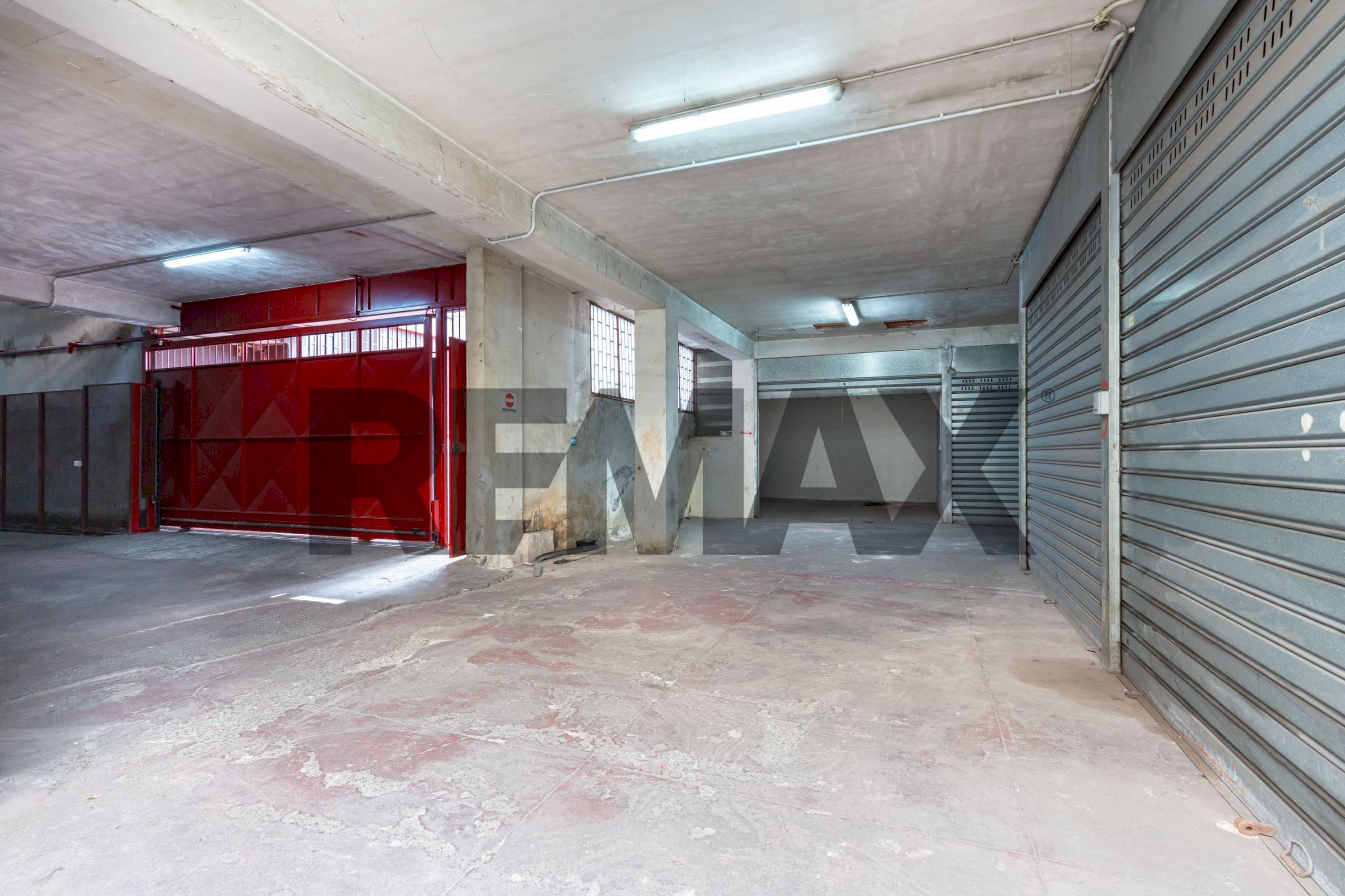 Parcheggio - Commercial Premises via Municipio
 
329, Misterbianco - photo 2