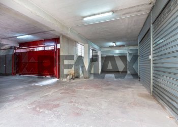 Parcheggio - Commercial Premises via Municipio
 
329, Misterbianco - photo 2