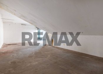 Stanza vuota - Commercial Premises via Municipio
 
329, Misterbianco - photo 6