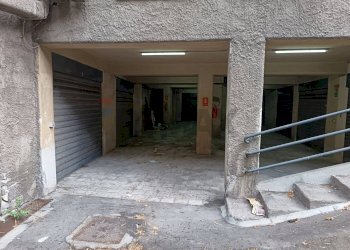 Edificio all\'aperto - Box Via E. Fermi
 
10, Catania - foto 5