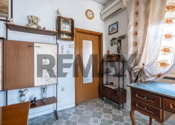 Hall / corridoio - Casa semi indipendente Via Nuova Corriera
 
94, Mesola - foto 9