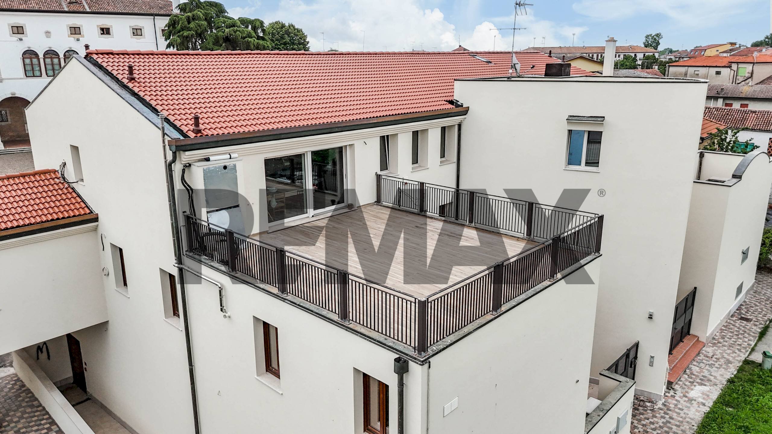 Edificio all\'aperto - Appartamento Via Aldo Moro
 
snc, Villadose - foto 1