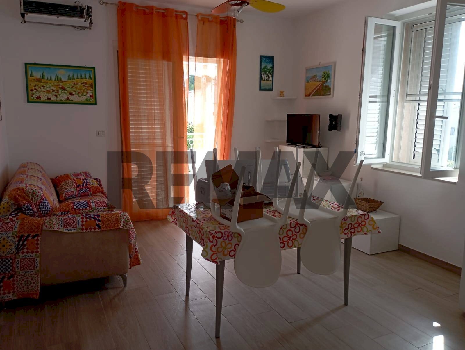 Sala da pranzo - Villa Viale Eumidio
5, Manfredonia - foto 3