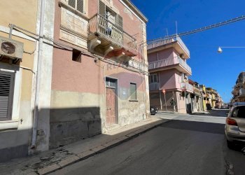 Edificio all\'aperto - Casa indipendente Via Paolo Cassar Scalia
 
119, Pachino - foto 3