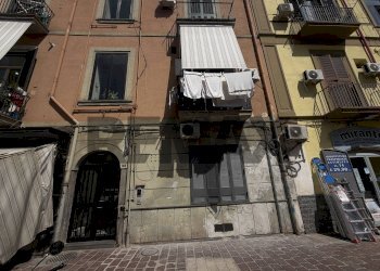 Edificio all\'aperto - Two-room apartment Via Giordano Bruno
118, Napoli - photo 4