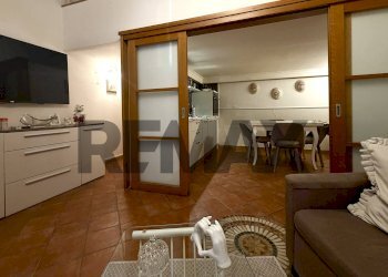 Sala da pranzo - Two-room apartment Via Giordano Bruno
118, Napoli - photo 5