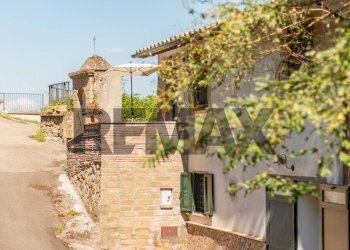 Casa all\'aperto - Villa Via Guglielmo Marconi
 
1, Ischia di Castro - photo 3