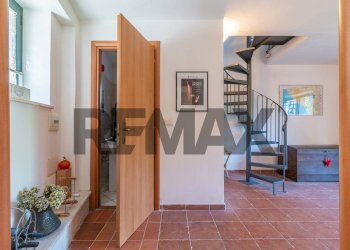Hall / corridoio - Villa Via Guglielmo Marconi
 
1, Ischia di Castro - photo 49