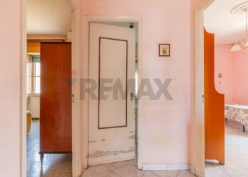 Hall / corridoio - Three-room apartment Via Del Pettinaro
 
4, Ischia di Castro - photo 17