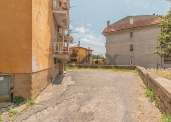 Edificio all\'aperto - Three-room apartment Via Del Pettinaro
 
4, Ischia di Castro - photo 25