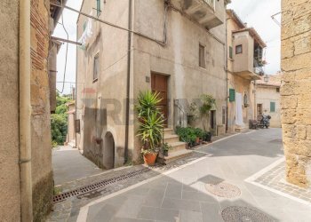 Edificio all\'aperto - Two-room apartment Via Del Fiore
 
45, Ischia di Castro - photo 2