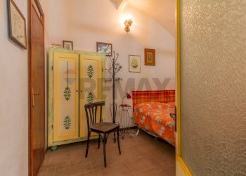 Camera / camera da letto - Two-room apartment Via Del Fiore
 
45, Ischia di Castro - photo 13