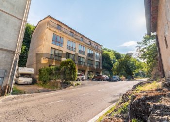 Edificio all\'aperto - Commercial Premises via Piave
93, Gradoli - photo 5