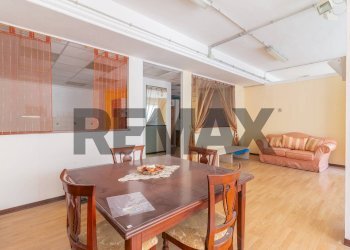 Sala da pranzo - Commercial Premises via Piave
93, Gradoli - photo 31