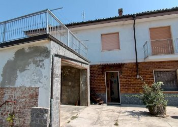Foto 8 - Casa semi indipendente Via Bausola
 
22, Isola d'Asti - foto 8