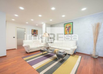 Soggiorno - Appartamento Corso Vittotio Emanuele, Pordenone - foto 7