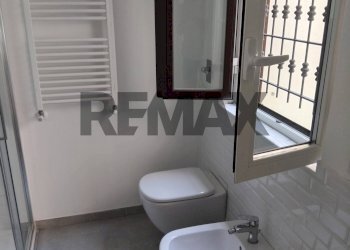 Bagno - Casa semi indipendente via torti
 
22, Monza - foto 10