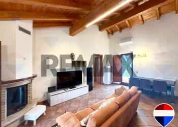 Soggiorno - Two-room apartment Via Giovanni Pascoli
 
36, Corbetta - photo 4