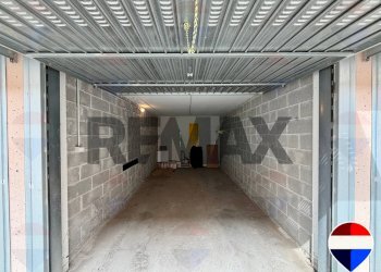 Parcheggio - Two-room apartment Via Giovanni Pascoli
 
36, Corbetta - photo 20