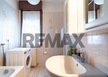 Bagno - Trilocale Via Saragat
 
6, Montecchio Emilia - foto 24