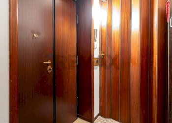 Ingresso appartamento con sgabuzzino - Three-room apartment Strada Felice Cavallotti
43, Parma - photo 7