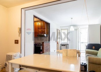 Sala da pranzo - Three-room apartment Strada Felice Cavallotti
43, Parma - photo 10