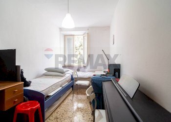 Camera / camera da letto - Three-room apartment Strada Felice Cavallotti
43, Parma - photo 14