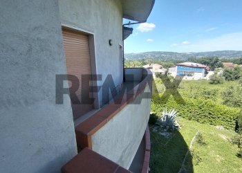 Balcone - Four-room apartment VIA DEI CAMPANI
 
4, Morcone - photo 19