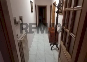 Hall / corridoio - Four-room apartment VIA DEI CAMPANI
 
4, Morcone - photo 26