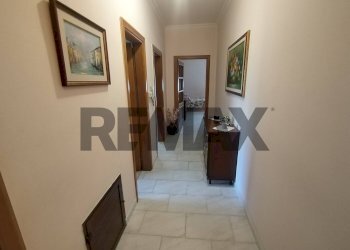 Hall / corridoio - Apartment VIA DEI CAMPANI
 
4, Morcone - photo 21